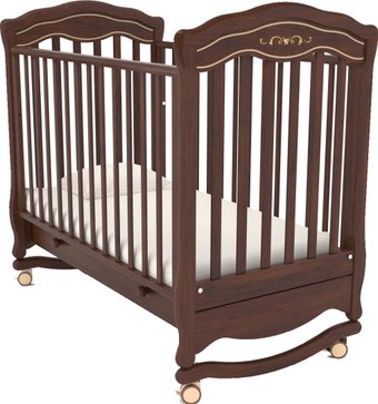 Классическая детская кроватка Гандылян Шарлотта Люкс (орех, качалка-колесо)
