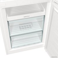 Холодильник Gorenje NRKP61EA2W4