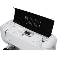 Электромеханическая швейная машина Bernina Bernette 12