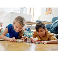 Конструктор LEGO Creator 31105 Городской магазин игрушек