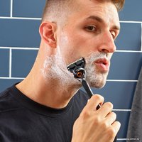 Бритвенный станок Gillette Fusion5 ProGlide 3 сменные кассеты 7702018558827