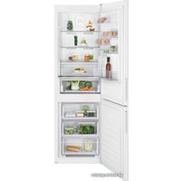 Холодильник Electrolux LNC7ME32W3