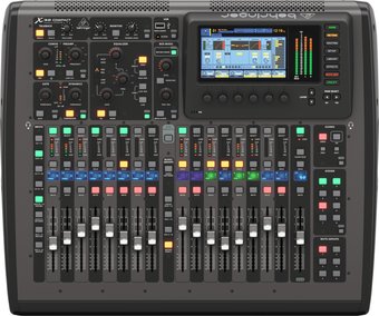 Микшерный пульт Behringer X32 Compact