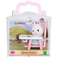 Аксессуары для кукольного домика Sylvanian Families Младенец в пластиковом сундучке 5197