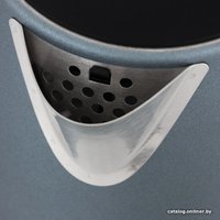 Электрический чайник Midea MK-8025