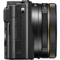 Беззеркальный фотоаппарат Nikon DL18-50