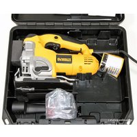 Электролобзик DeWalt DW331K