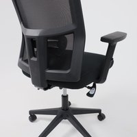 Офисное кресло AksHome Profit (черный)