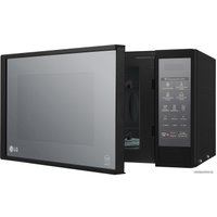 Микроволновая печь LG MS2042DARB