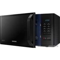 Микроволновая печь Samsung MS23K3513AK