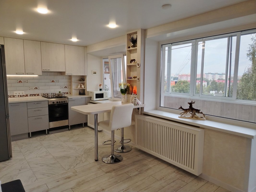 3-комн. квартира — Минск, улица Семёнова, 28