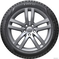 Зимние шины Laufenn I-Fit iZ LW51 225/65R17 102T