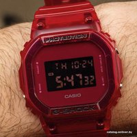 Наручные часы Casio DW-5600SB-4E