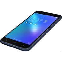 Телефон ASUS ZenFone Live 16GB (черный) [ZB501KL]