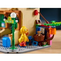 Конструктор LEGO Ideas 21324 Улица Сезам, 123