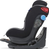 Детское автокресло Chicco 2Easy (jet black)