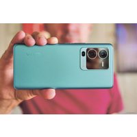 Телефон Vivo V25 Pro 12GB/256GB (звездное сияние)