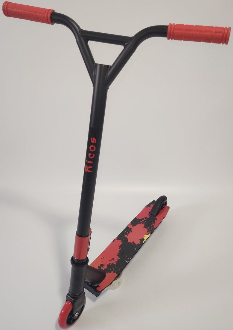 

Трюковый самокат Ricos Flash JL-300A-4 (черный/красный)