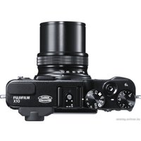 Фотоаппарат Fujifilm FinePix X10