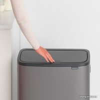 Мусорное ведро Brabantia Bo Touch Bin 60 л (платиновый)