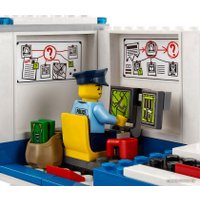 Конструктор LEGO City 60139 Мобильный командный центр