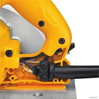 Дисковая (циркулярная) пила DeWalt DWE575