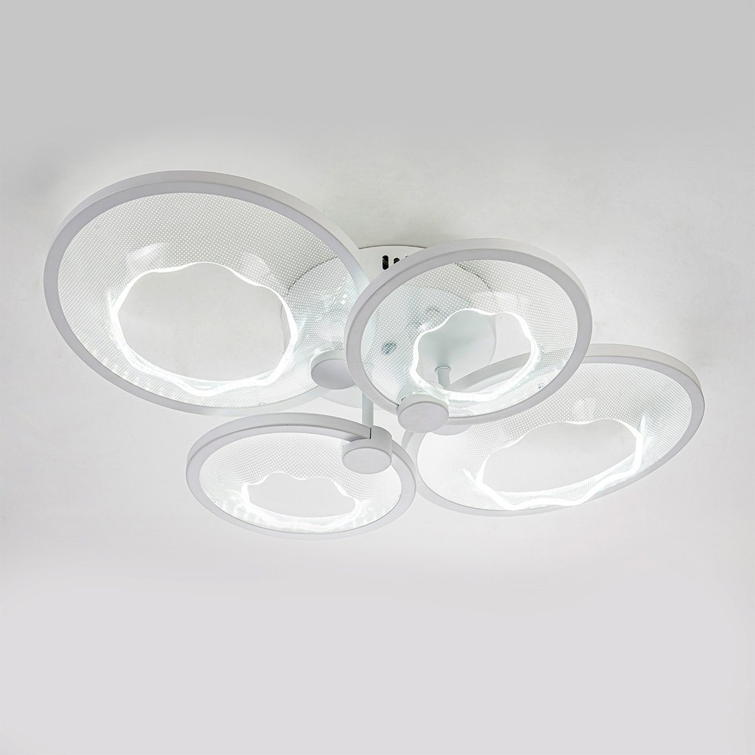 Люстра средней высоты Escada 10261/4LED (белый)