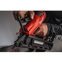 Гвоздезабиватель Milwaukee M18 FN15GA-0X Fuel 4933478091 (без АКБ, кейс)