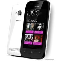 Смартфон Nokia Lumia 710