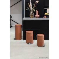 Мусорное ведро Brabantia Pedal Bin NewIcon 30 л (минерально-коричневый)