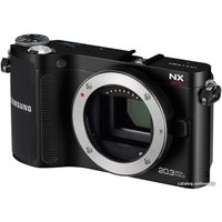 Беззеркальный фотоаппарат Samsung NX200 Body