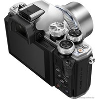 Беззеркальный фотоаппарат Olympus OM-D E-M10 Mark II Kit 14-42 EZ Silver