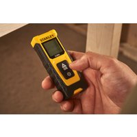 Лазерный дальномер Stanley STHT77065-0