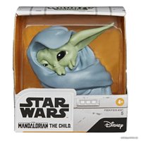 Фигурка Hasbro Star Wars Малыш Йода (Грогу) завернулся в одеяло