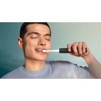 Электрическая зубная щетка Philips Sonicare 2100 HX4021/02