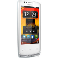 Смартфон Nokia 700