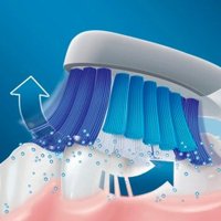 Электрическая зубная щетка Oral-B Pulsonic Slim Clean 2000 (черный)