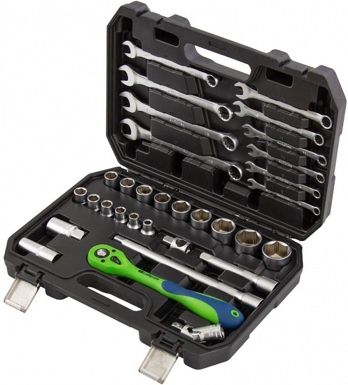 

Универсальный набор инструментов СибрТех 13527 (32 предмета)