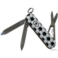 Мультитул Victorinox Classic Limited Edition 2020 World of Soccer 0.6223.L2007