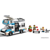 Конструктор LEGO Creator 31108 Отпуск в доме на колесах