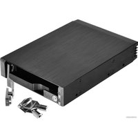Бокс для накопителей 2.5" и 3.5" SilverStone FS202