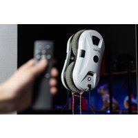 Робот для мытья окон SAROS W01