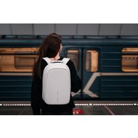 Городской рюкзак XD Design Bobby Hero Spring (светло-серый)