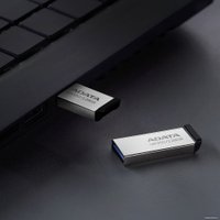 USB Flash ADATA UR350 32GB UR350-32G-RSR/BK