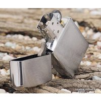 Зажигалка Zippo Classic 200 Brushed Chrome