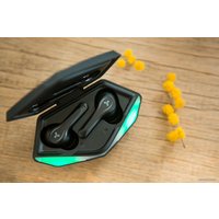 Наушники AccesStyle Wild TWS (черный/зеленый)