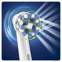 Электрическая зубная щетка Oral-B Vitality 150 CrossAction D100.424.1