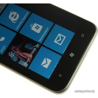 Телефон HTC Titan II