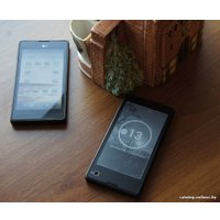 Телефон Yota YotaPhone