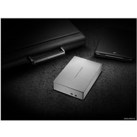 Внешний накопитель LaCie Porsche Design Desktop 8TB [STFE8000200]
